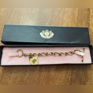 Gold Juicy Couture Bracelet Heart Logo Heart Tag Toggle Clasp Jewelry with Box